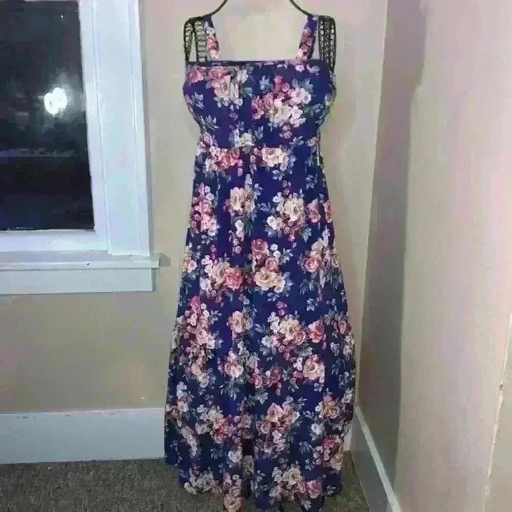 Band of Gypsies Mixed Print Floral Maxi Dress - Picture 2 of 5